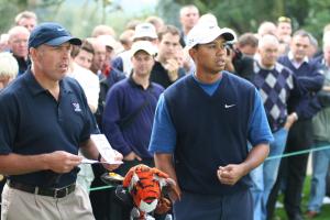 Klicken Sie hier, um das große Bild anzusehen: Tiger Woods in The Grove; Bildquelle: golf-treff.at