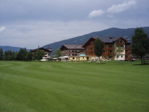 Klicken Sie hier, um das große Bild anzusehen: Golfclub Radstadt, Hotel Gut Weissenhof; Bildquelle: www.golf-treff.at
