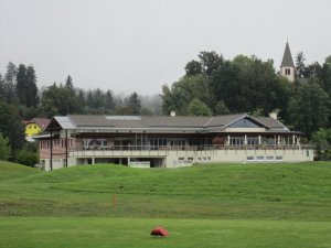 Klicken Sie hier, um das große Bild anzusehen: Golfclub Klagenfurt Seltenheim; Bildquelle: www.golf-treff.at