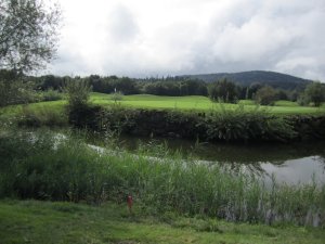 Klicken Sie hier, um das große Bild anzusehen: Golfclub Klagenfurt Seltenheim; Bildquelle: www.golf-treff.at