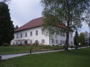 Klicken Sie hier, um das große Bild anzusehen: Golfclub Schloss Finkenstein; Bildquelle: www.golf-treff.at