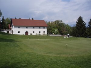 Klicken Sie hier, um das große Bild anzusehen: Golfclub Schloss Finkenstein; Bildquelle: www.golf-treff.at