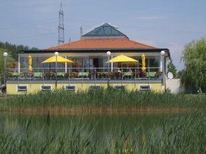 Klicken Sie hier, um das große Bild anzusehen: Golfclub Frühling; Bildquelle: www.golf-treff.at