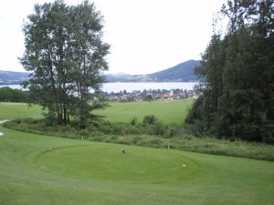 Klicken Sie hier, um das große Bild anzusehen: Attersee Golfclub Weyregg; Bildquelle: www.golf-treff.at