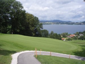 Klicken Sie hier, um das große Bild anzusehen: Attersee Golfclub Weyregg; Bildquelle: www.golf-treff.at