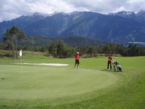 Klicken Sie hier, um das große Bild anzusehen: Golfpark Mieming; Bildquelle: www.golf-treff.at