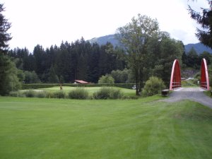 Klicken Sie hier, um das große Bild anzusehen: Kaiserwinkl Golf Kössen; Bildquelle: www.golf-treff.at
