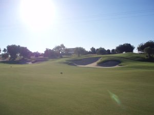 Klicken Sie hier, um das große Bild anzusehen: Amendoeira Golf Faldo Course; Bildquelle: www.golf-treff.at