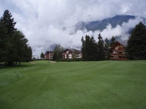 Klicken Sie hier, um das große Bild anzusehen: Golfclub Crans-sur-Sierre; Bildquelle: www.golf-treff.at